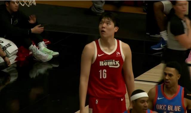 杨瀚森砍22分凸显尴尬定位：打发展联盟很轻松却不胜任常规赛轮转