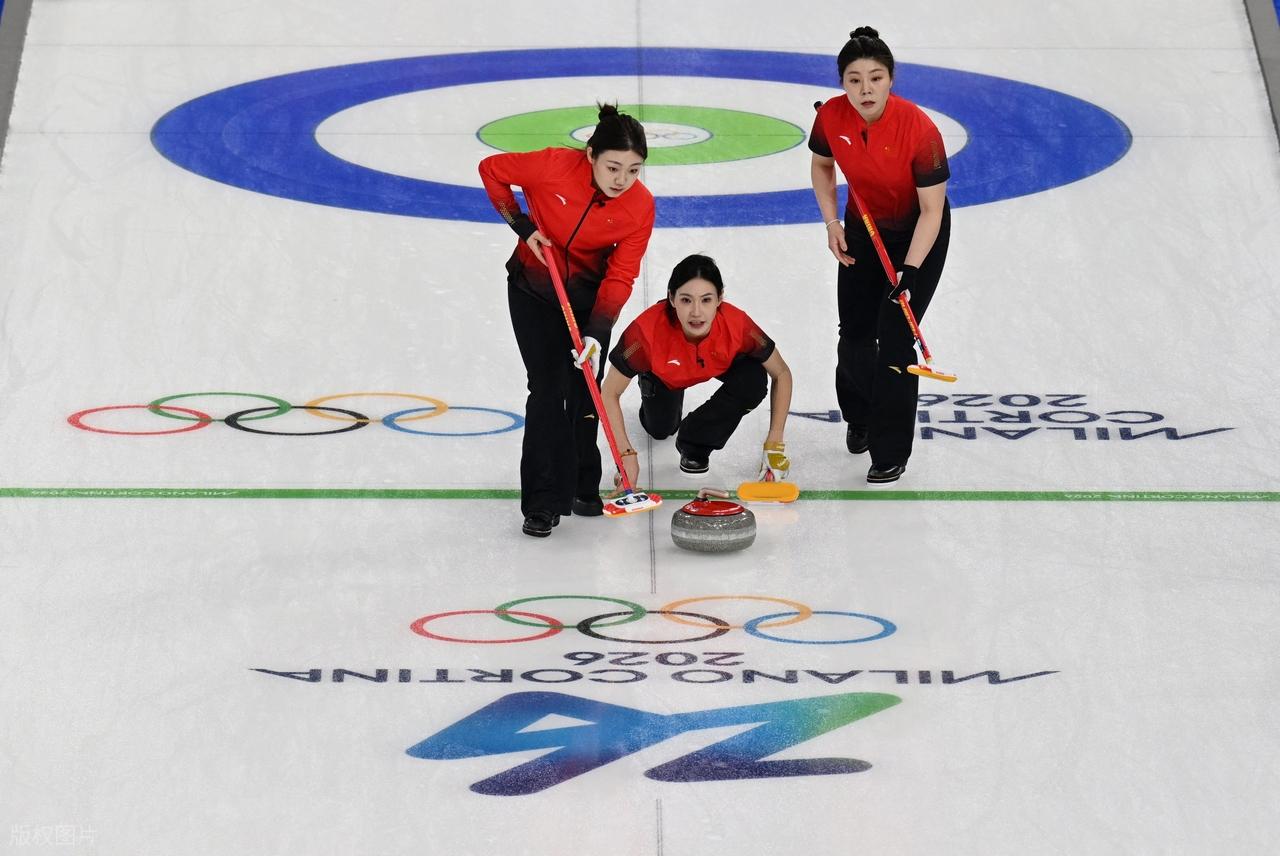 冬奥会冰壶战报!中国队爆冷卫冕冠军,日本被绝杀,美国韩国大胜