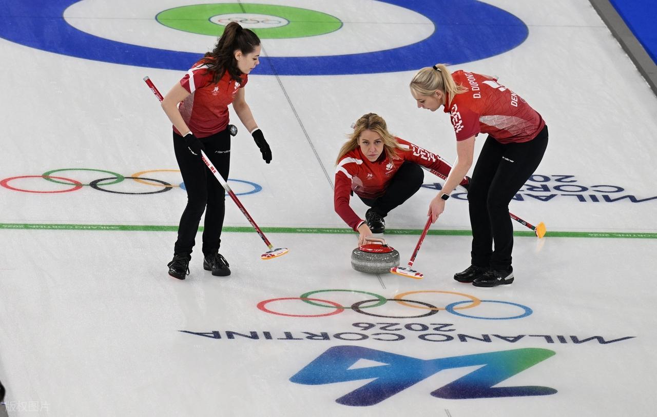 冬奥会冰壶战报!中国队爆冷卫冕冠军,日本被绝杀,美国韩国大胜