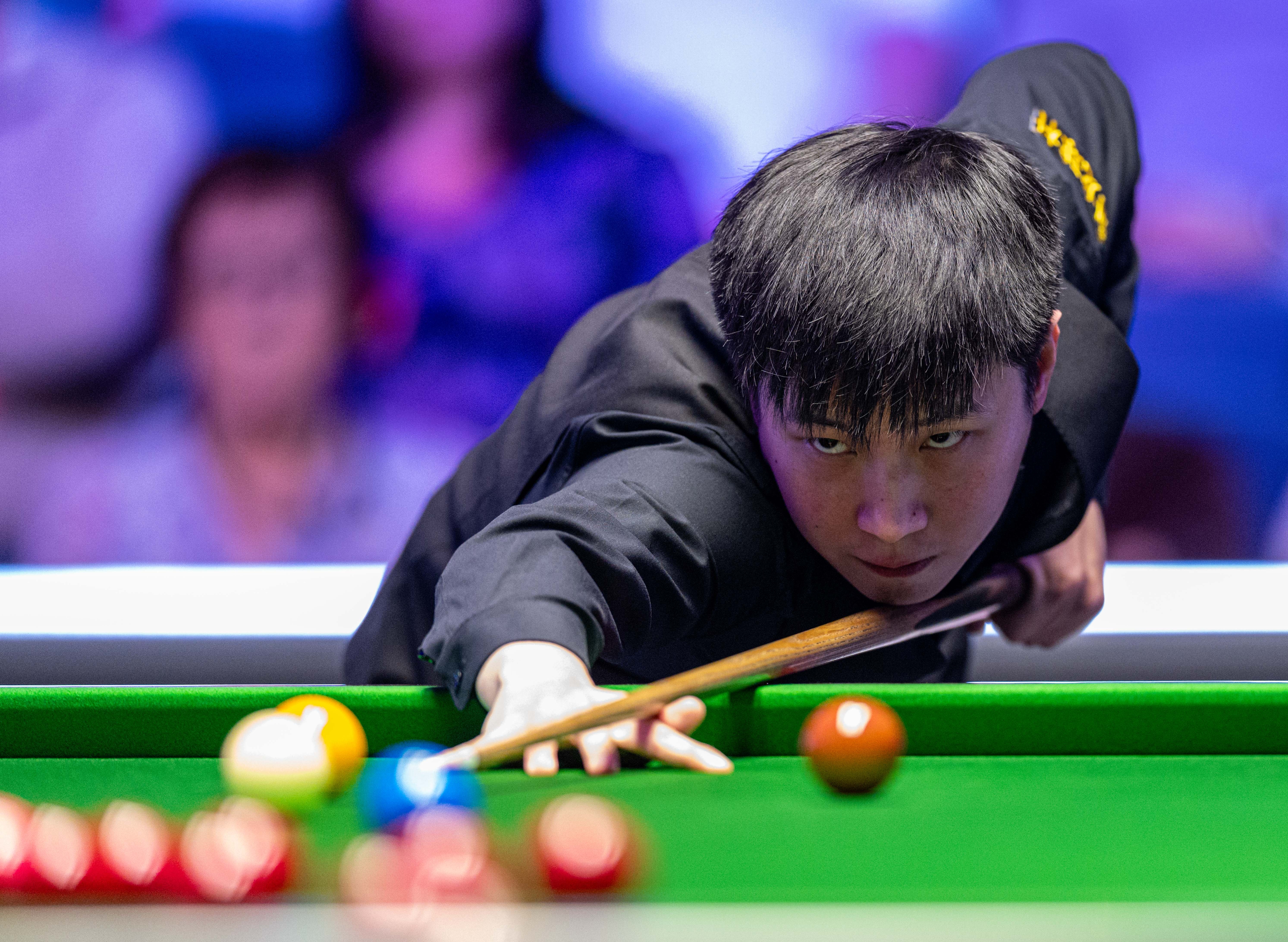 再爆大冷5-4,3轮都创造历史,中国包揽金银铜铁:周跃龙VS张安达