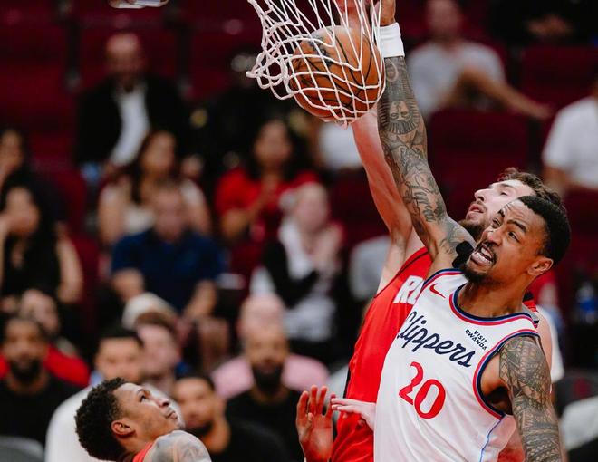 又被逆转!杜兰特空砍21+6,伦纳德27+12杀疯,乌度卡你该下课了