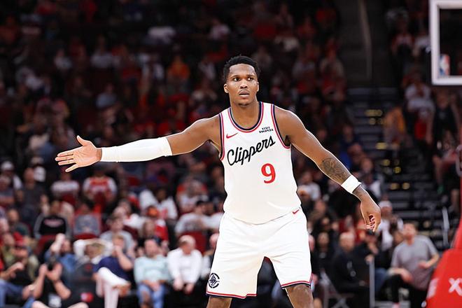 快船后场新援:一切都非常顺利,队友们都已经很熟悉我的风格了