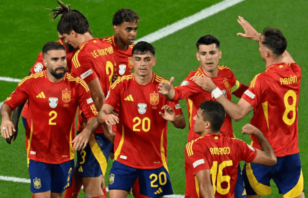 西班牙主动约战?中国男足可能真要踢世界第一了