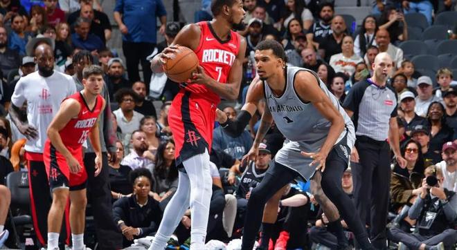 KD18+4+7！火箭14分逆转马刺，看数据：他是头号功臣！