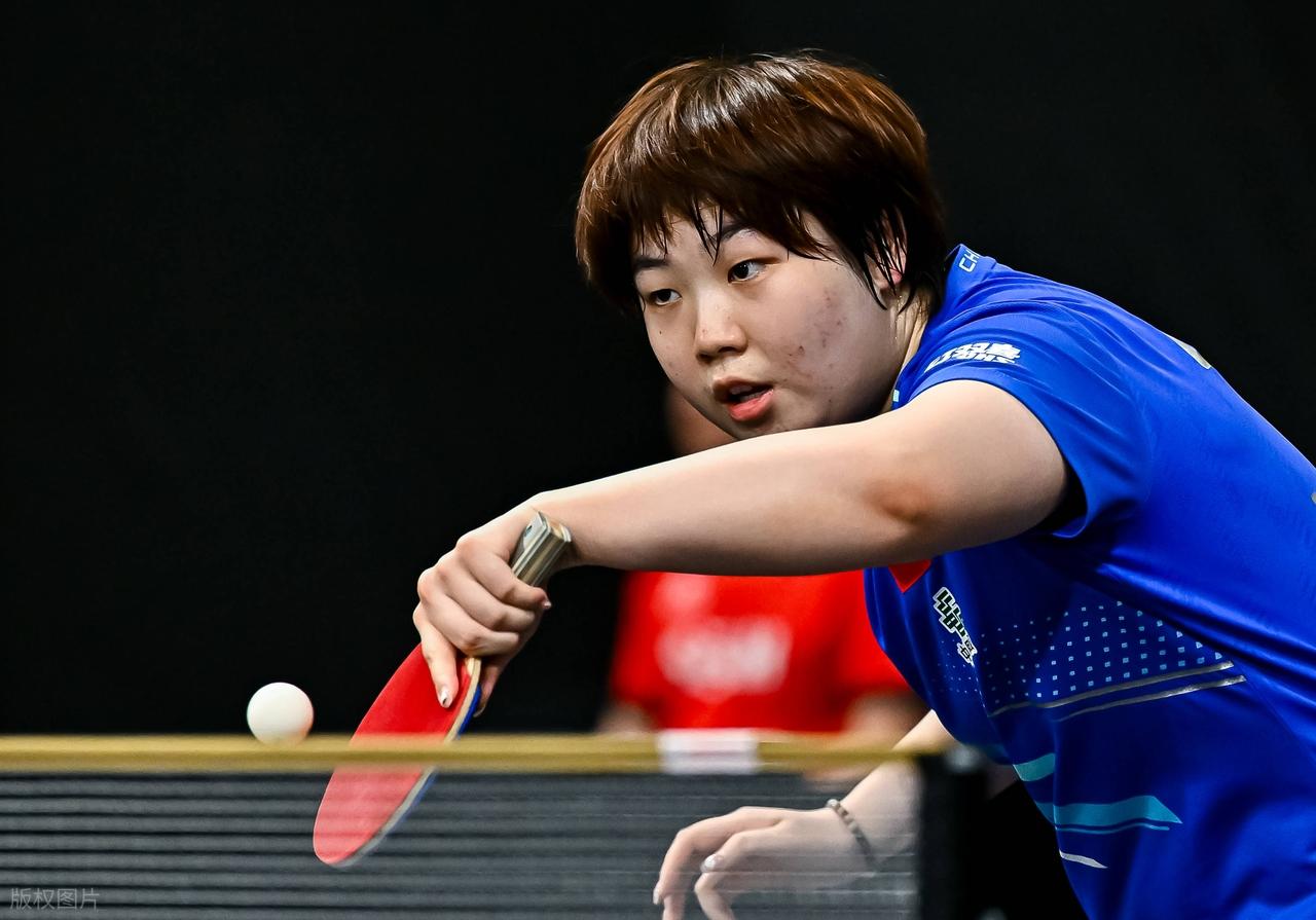 多哈球星挑战赛落幕!两位中国人夺得单打冠军,周启豪迎来大爆发
