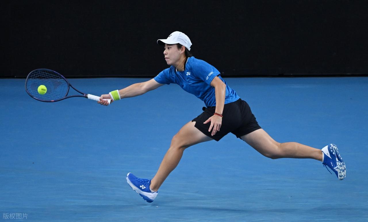 澳网爆大冷:卫冕冠军疯狂逆转,王欣瑜对手出炉,中国军团4胜4负