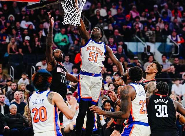 空砍30+6+3!杜兰特沮丧了,美媒谈到哈登摊牌,乌度卡配不上火箭