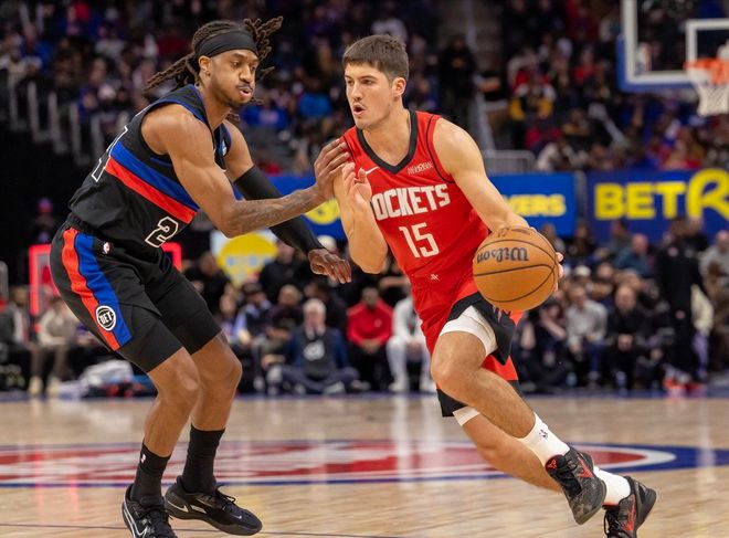 背靠背客场战胜东部第一,杜兰特领衔三人红榜,申京两点备受质疑