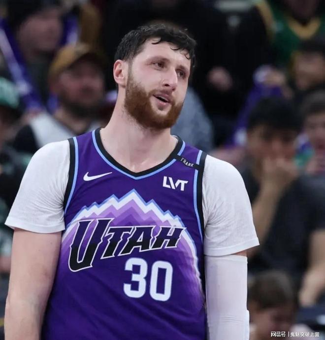 太惨了!仅24小时,这队两人赛季报销!