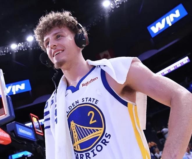 勇士140-124力克爵士 球员评价:5人优秀,4人良好,格林崩盘